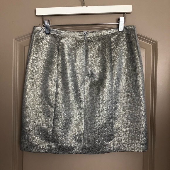 NWT Ann Taylor Pewter Metallic Silk Mini Skirt - Picture 3 of 4